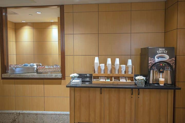 Breakfast/Coffee Service 26 of 32